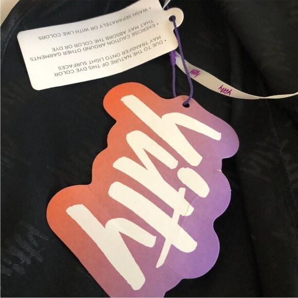 YITTY Women's Satin Pretty Mini Robe Size Medium Iconic Black - Picture 10 of 15